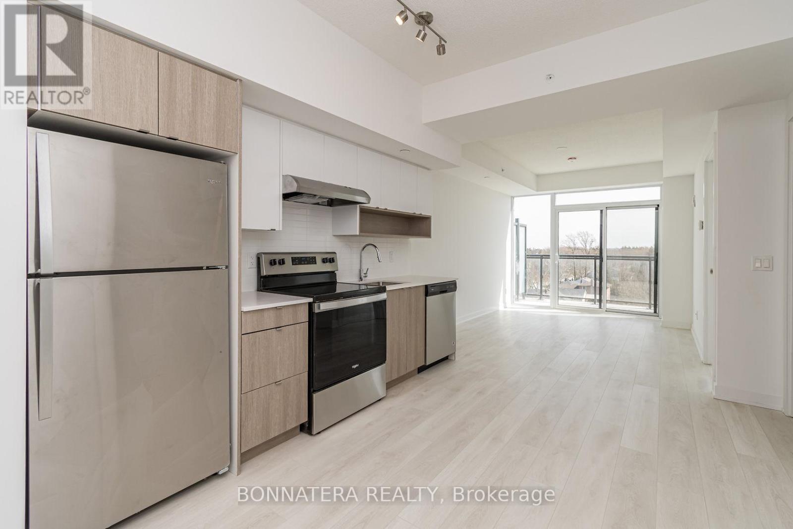 B635 - 1119 Cooke Boulevard, Burlington (Lasalle), Ontario  L6J 6J3 - Photo 7 - W14123824
