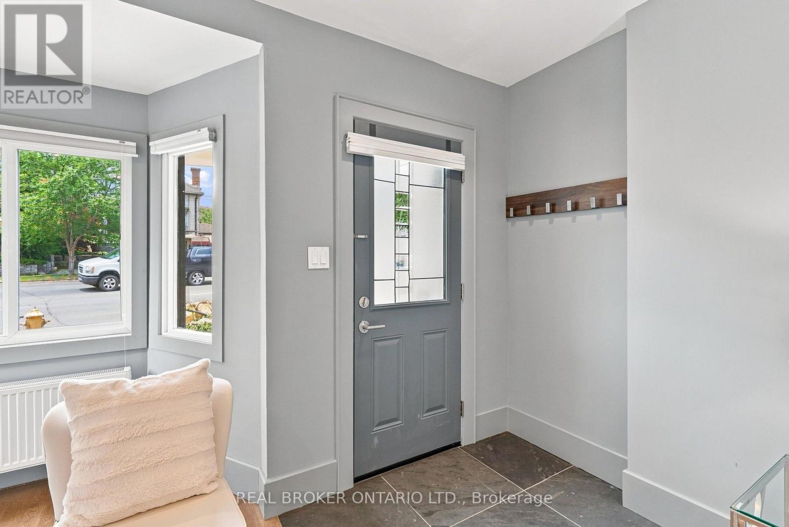 Main - 671 Scarlett Road, Toronto (Humber Heights), Ontario  M9P 2T2 - Photo 2 - W14123826