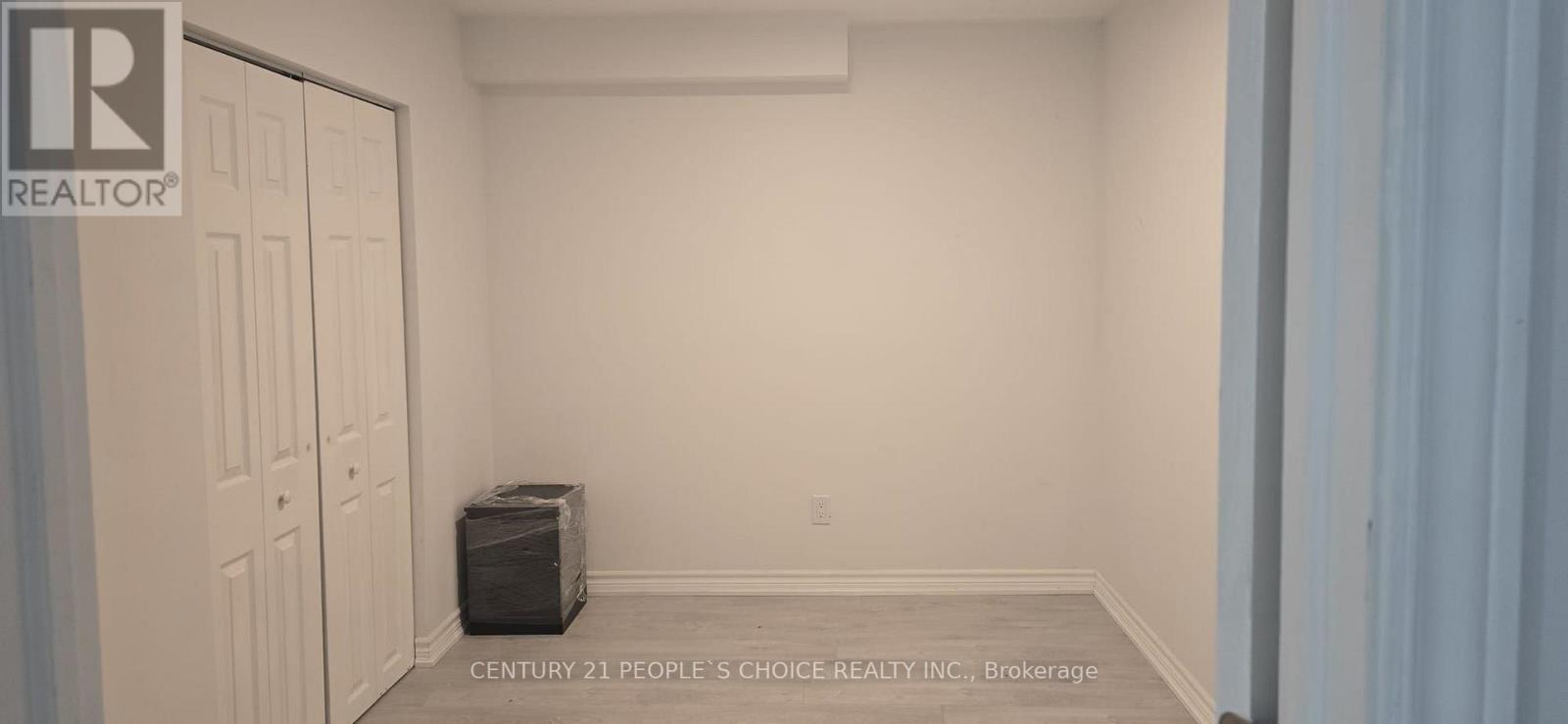 12 Action Drive, Brampton, Ontario  L7A 4X8 - Photo 5 - W14122508