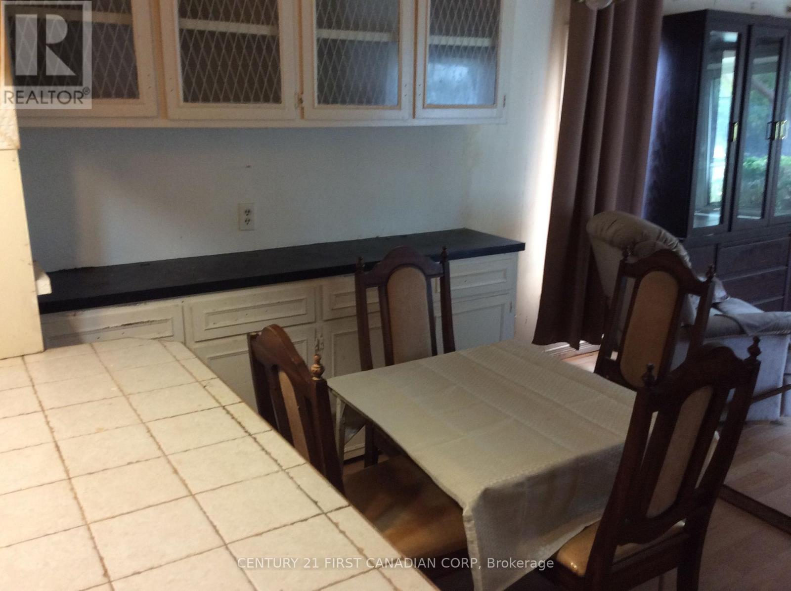 7 - 9839 Lakeshore Road, Lambton Shores, Ontario  N0M 1T0 - Photo 10 - X14121592