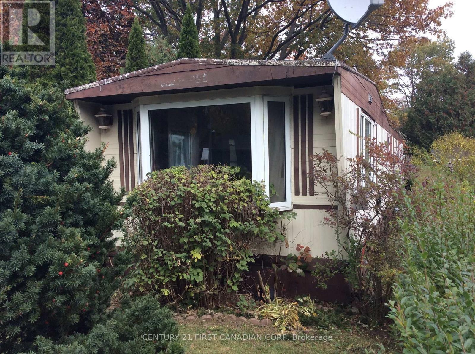 7 - 9839 Lakeshore Road, Lambton Shores, Ontario  N0M 1T0 - Photo 38 - X14121592