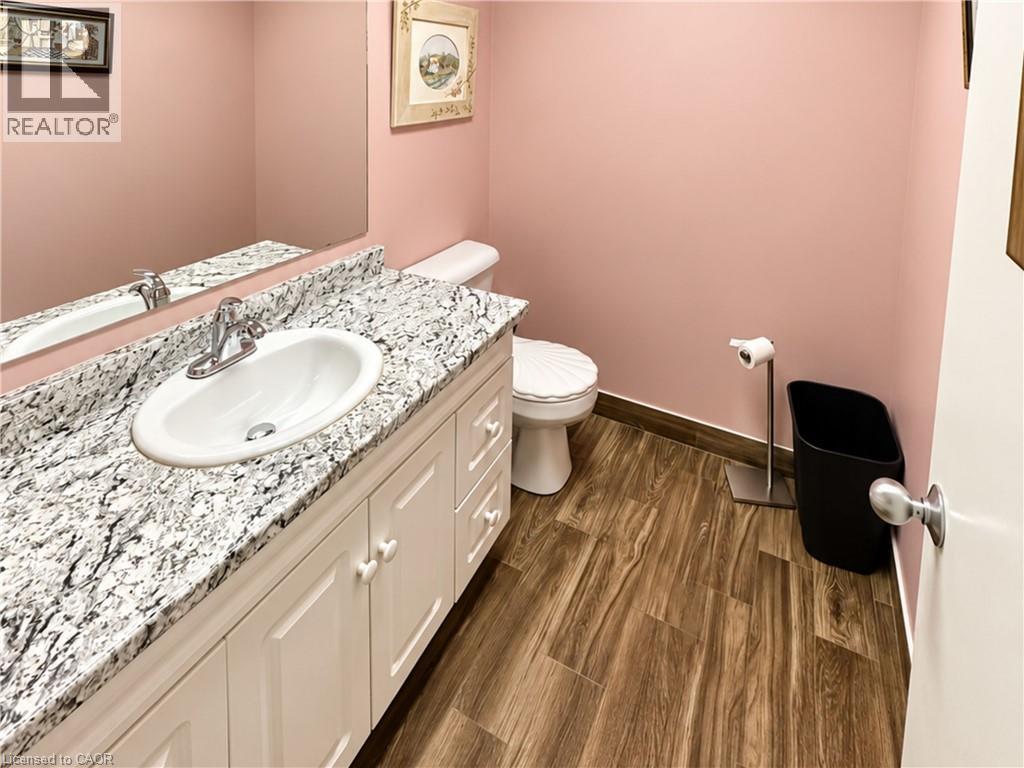 660 Fennell Avenue E Unit# 2, Hamilton, Ontario  L8V 1V1 - Photo 10 - 40874105