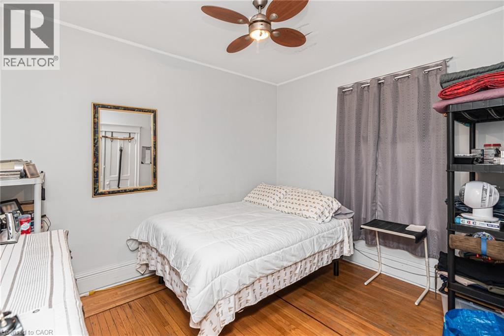 208 Holton Avenue S, Hamilton, Ontario  L8M 2L7 - Photo 11 - 40874516
