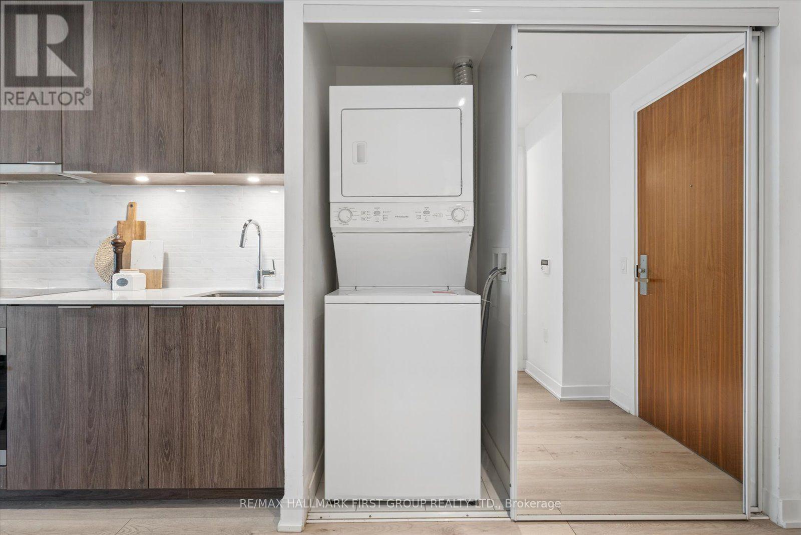 208 - 15 Queens Quay E, Toronto, Ontario  M5E 0A5 - Photo 19 - C14123922