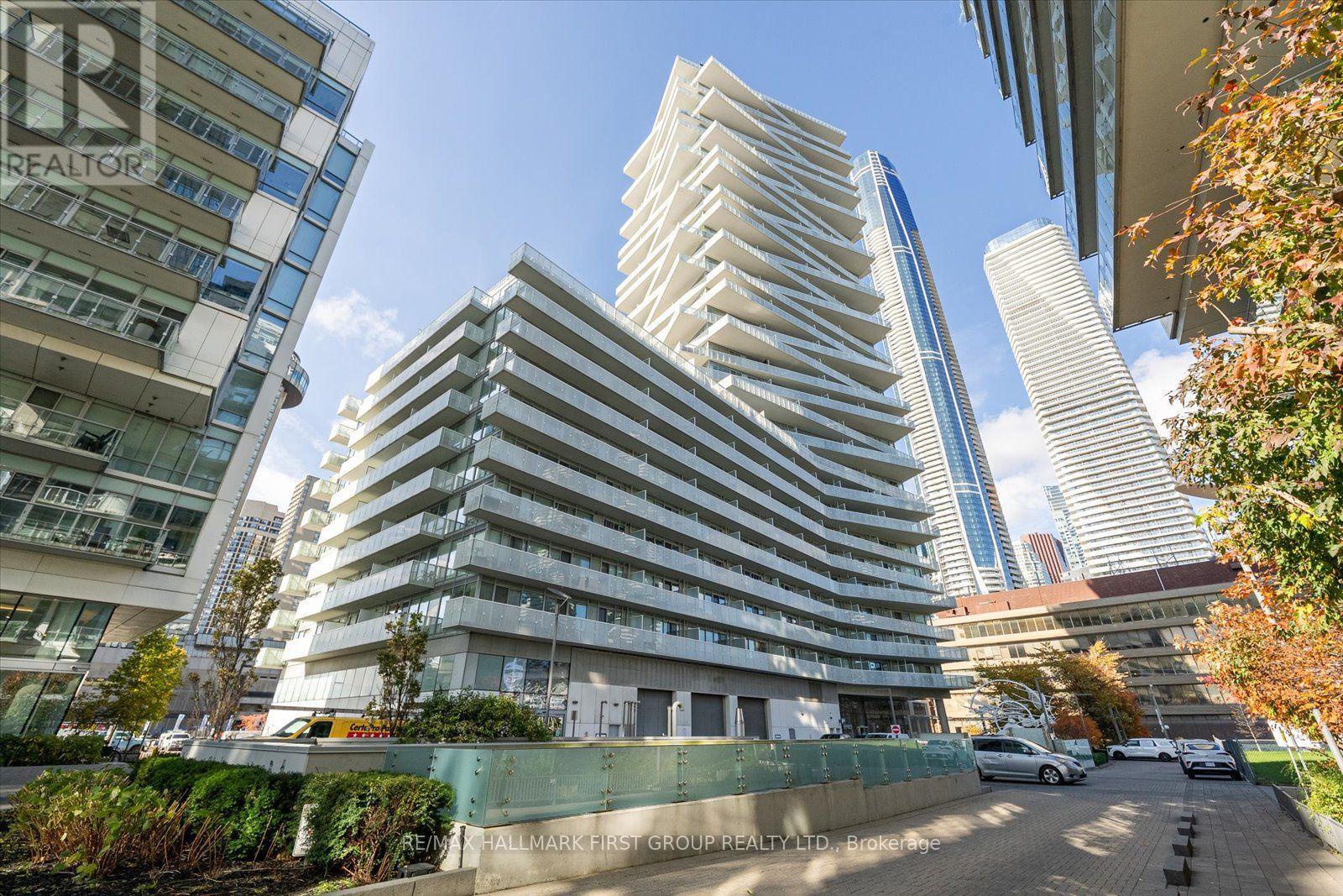 208 - 15 Queens Quay E, Toronto, Ontario  M5E 0A5 - Photo 2 - C14123922