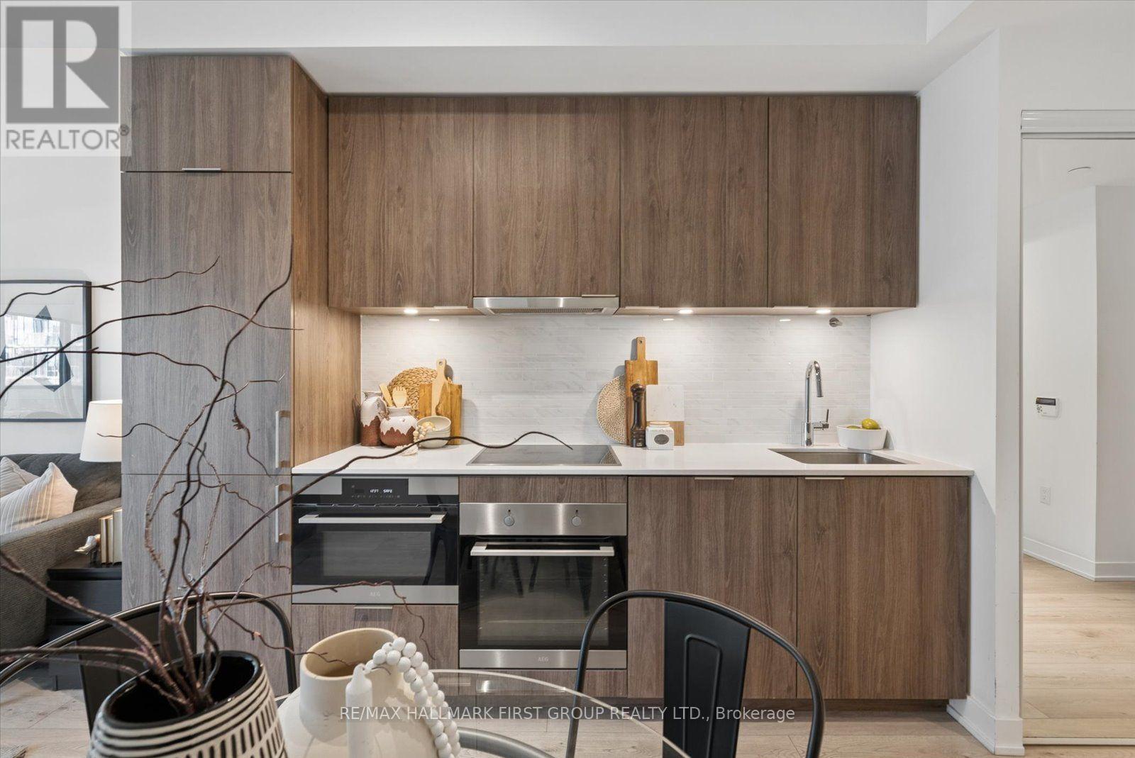 208 - 15 Queens Quay E, Toronto, Ontario  M5E 0A5 - Photo 7 - C14123922