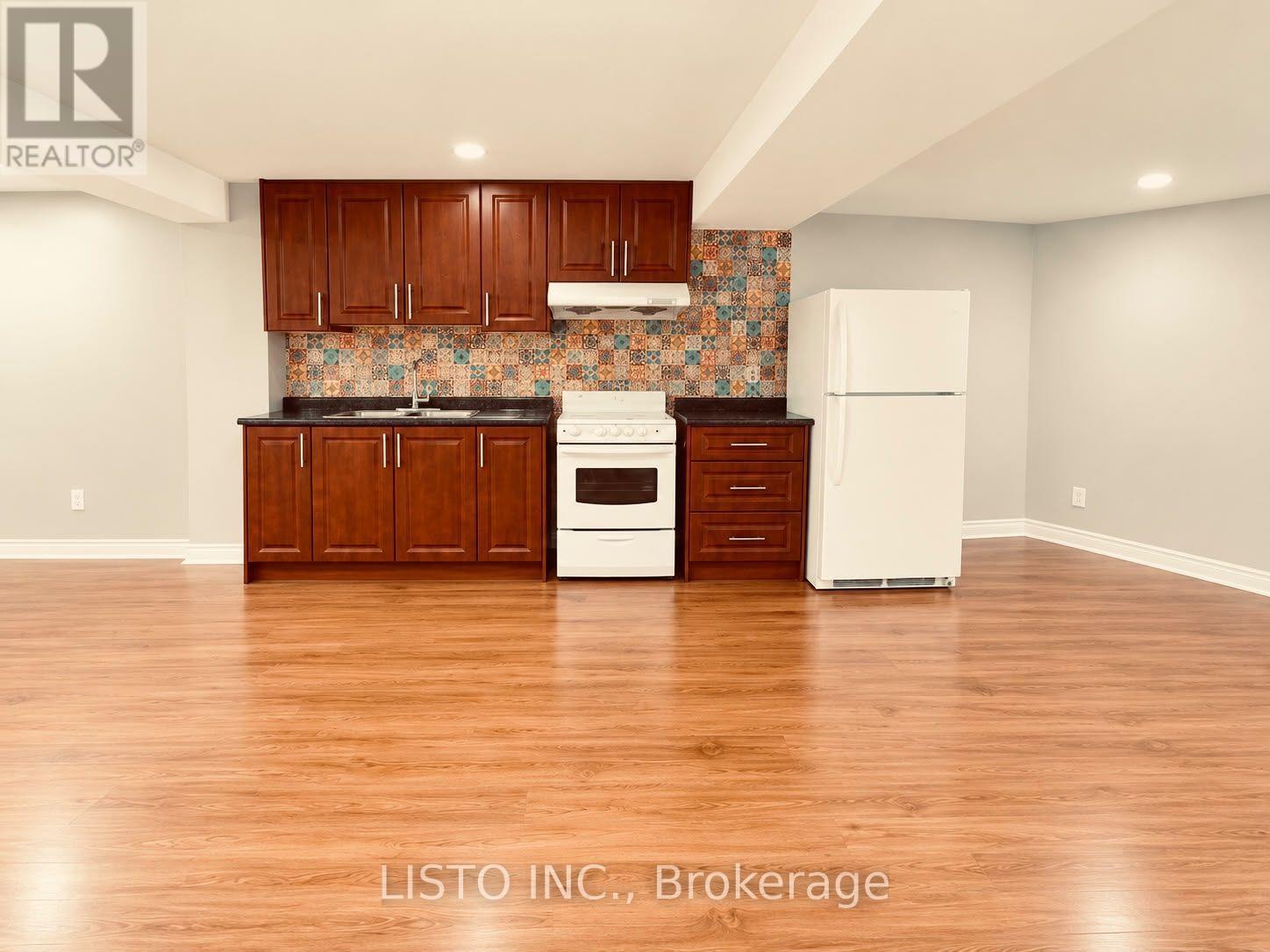 17 Sayor Drive, Ajax, Ontario  L1T 3K2 - Photo 5 - E14123880