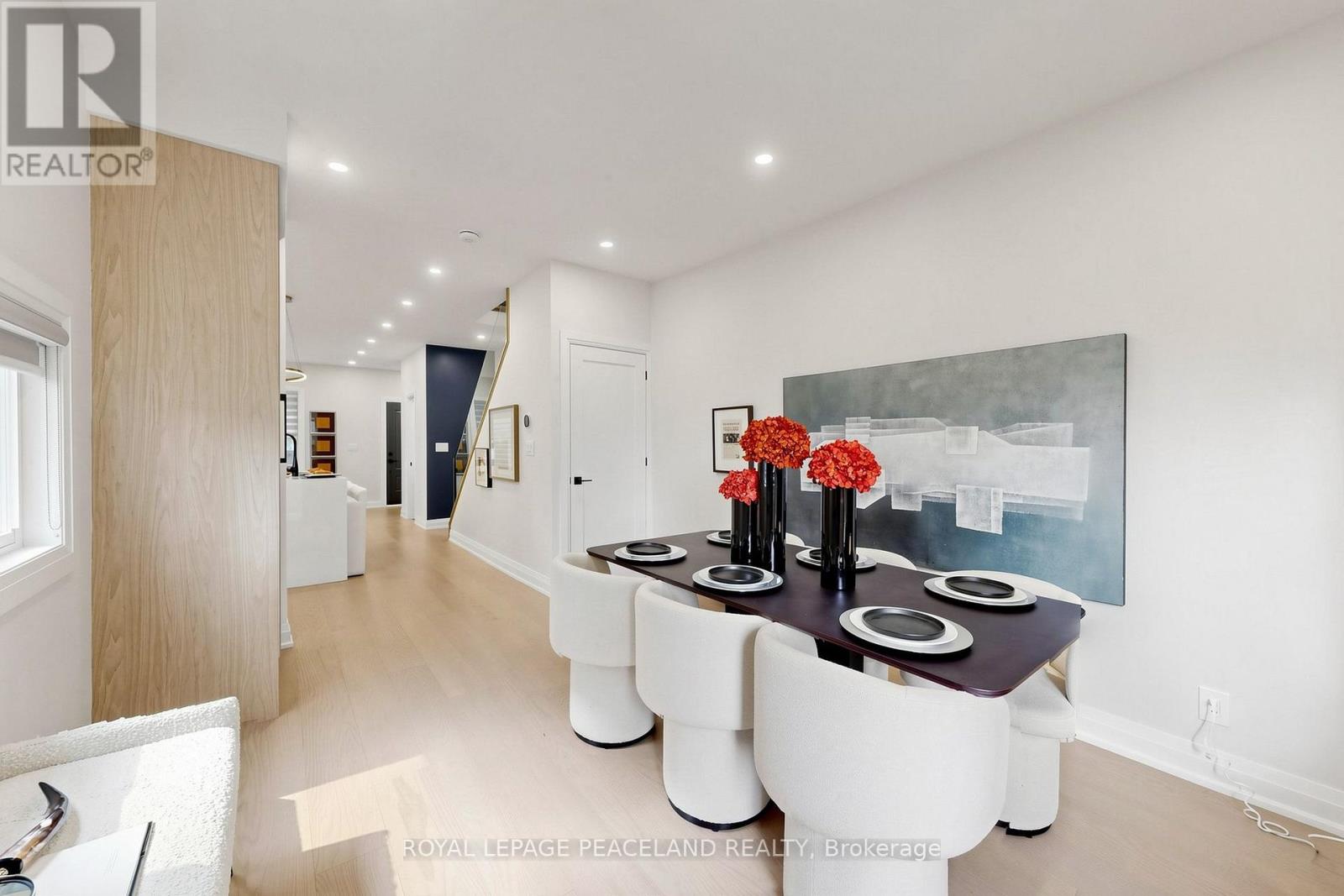5 Herbert Avenue, Toronto, Ontario  M4L 3P8 - Photo 18 - E14124014