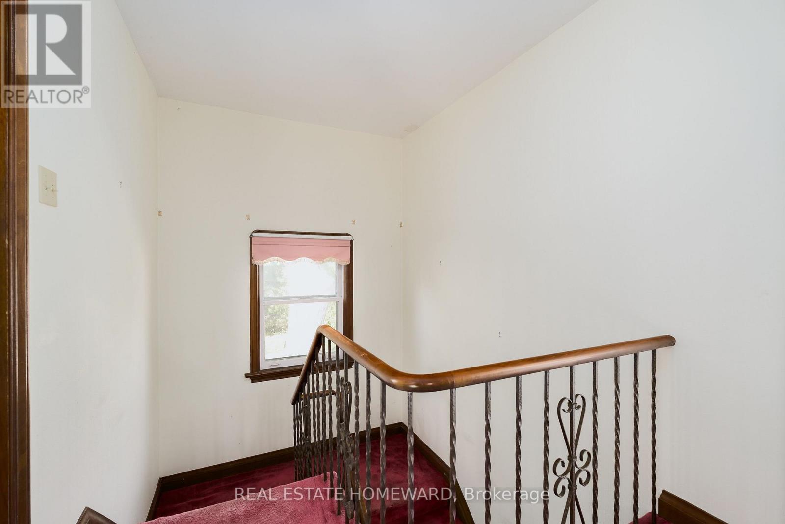 6 Stag Hill Drive, Toronto, Ontario  M4B 1K6 - Photo 11 - E14124020