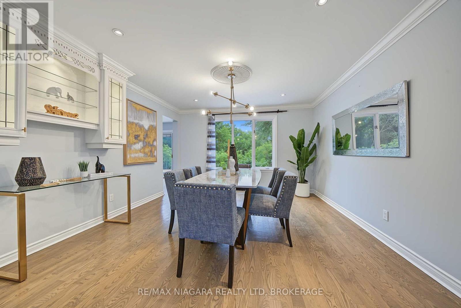 2 Aitken Circle, Markham, Ontario  L3R 7K6 - Photo 12 - N14122486