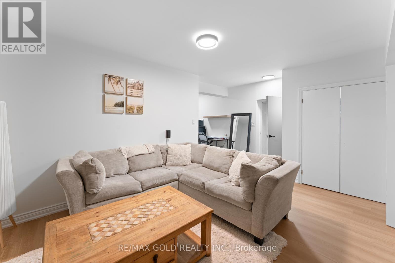 20 Garden Avenue, Richmond Hill (South Richvale), Ontario  L4C 6L9 - Photo 2 - N14123870