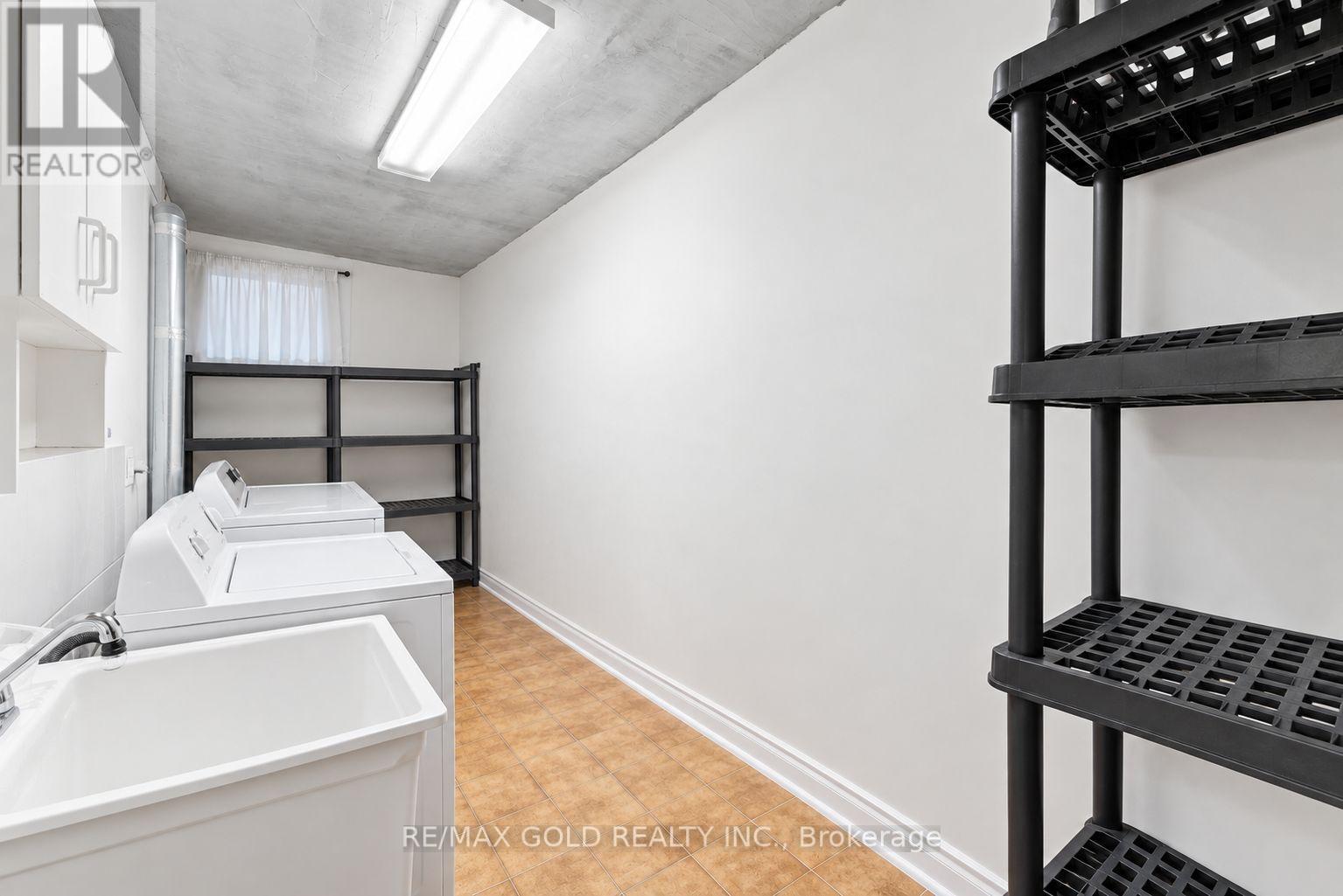 20 Garden Avenue, Richmond Hill (South Richvale), Ontario  L4C 6L9 - Photo 8 - N14123870