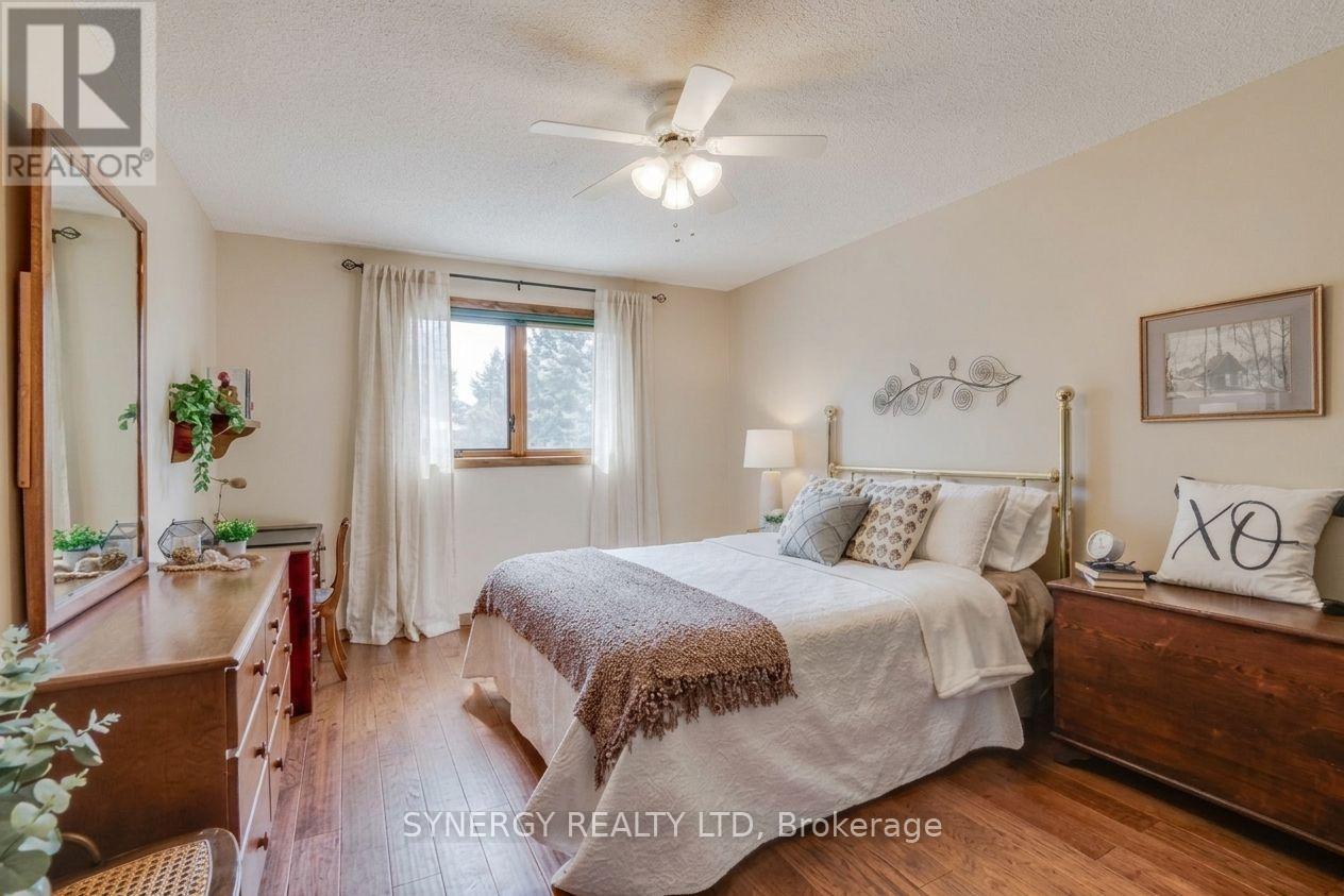 456 Saulsbury Street, Strathroy-Caradoc, Ontario  N7G 2B6 - Photo 32 - X13852012