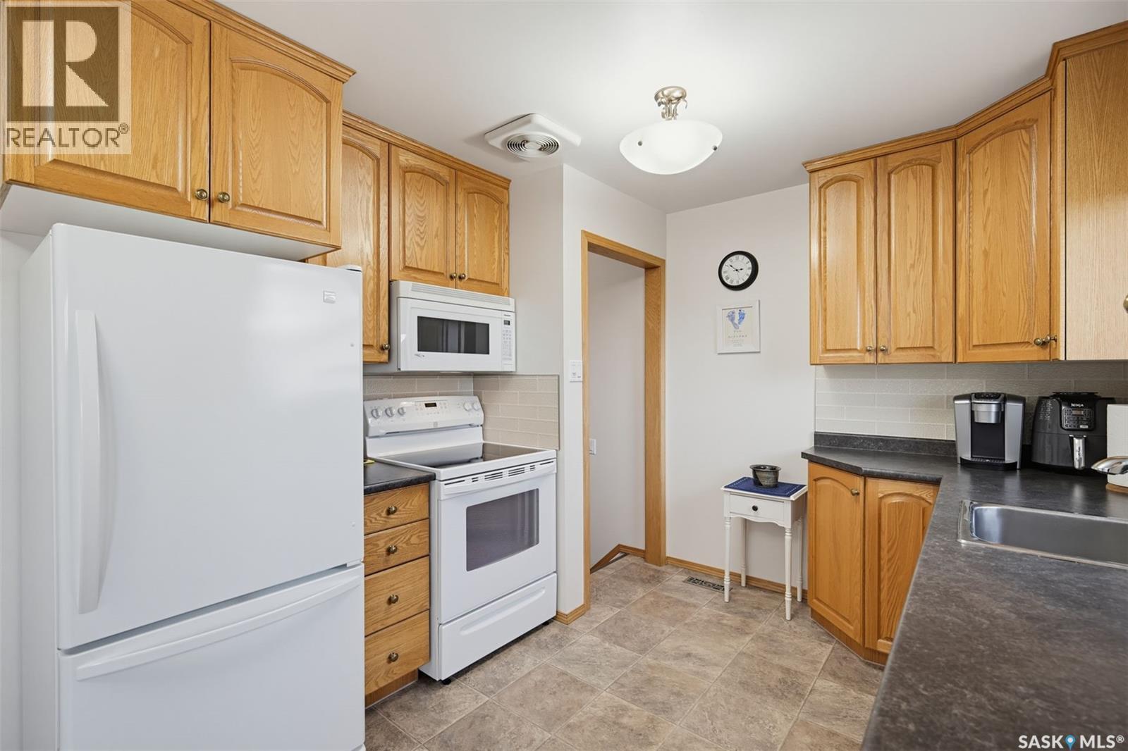 41 Arnason Crescent, Saskatoon, Saskatchewan  S7H 4M7 - Photo 10 - SK052095