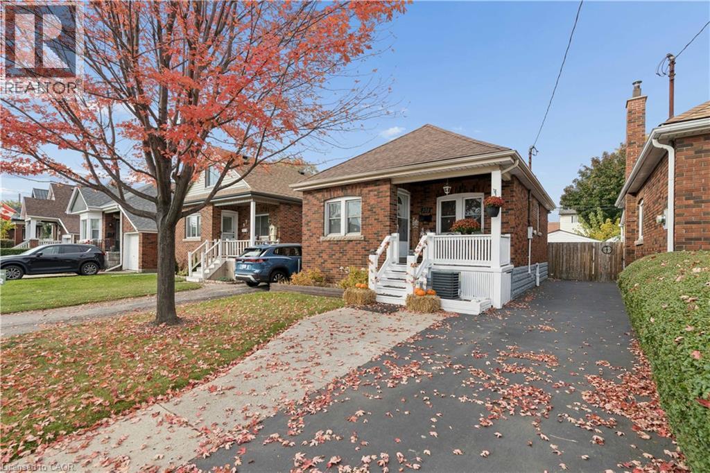 101 Fairfield Avenue, Hamilton, Ontario  L8H 5H1 - Photo 1 - 40873584