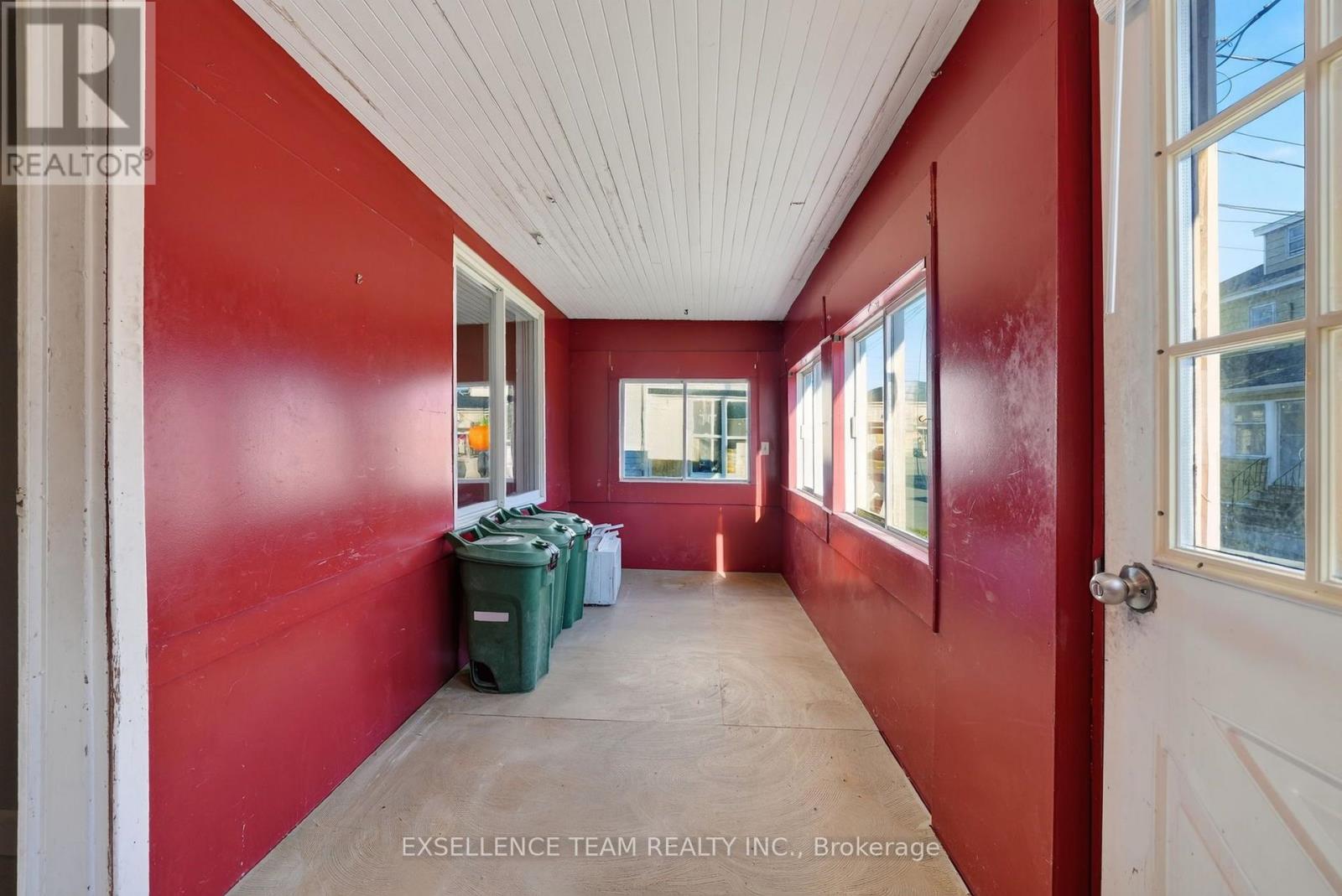 341-A-B Prince Arthur Street, Cornwall, Ontario K6H 4P1 - Photo 3 - X14124174