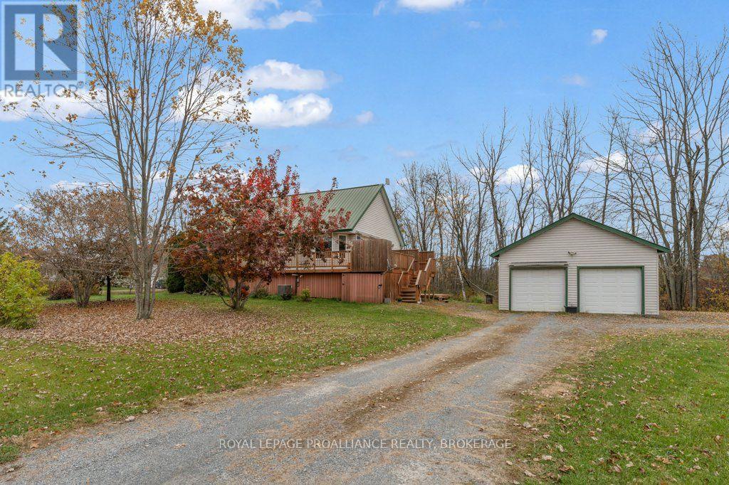4820 Alex Mclean Lane, Frontenac, Ontario K0H 1H0 - Photo 2 - X14124334