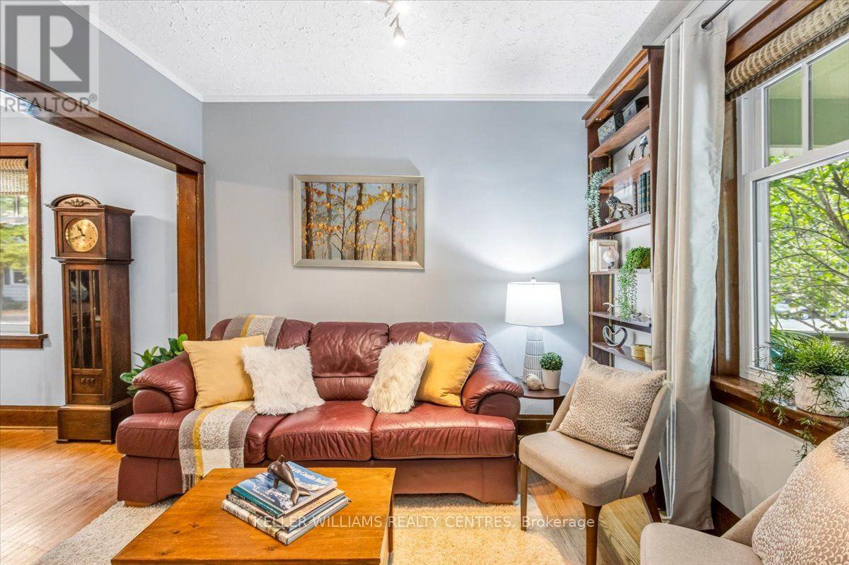 431 Eagle Street, Newmarket, Ontario  L3Y 1K5 - Photo 5 - N14124322