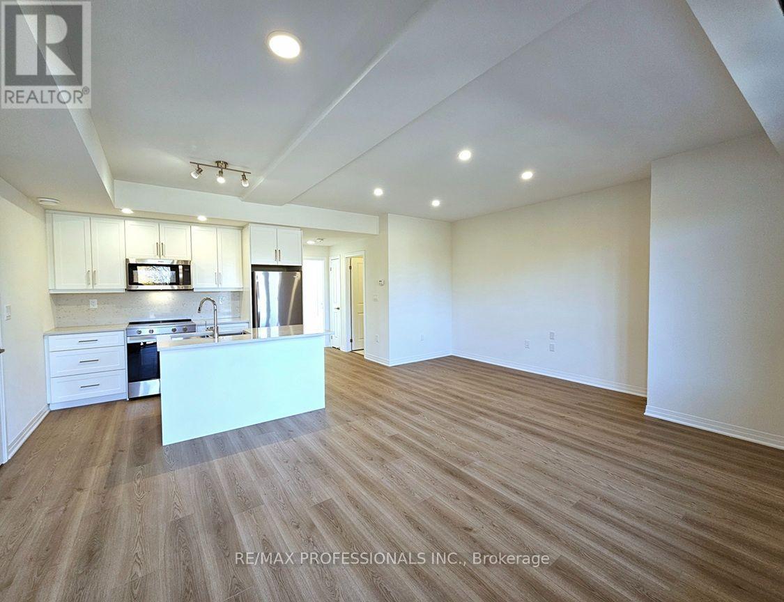 2 - 741 Front Royal Street, Mississauga (Applewood), Ontario  L4Y 0G6 - Photo 4 - W14124112