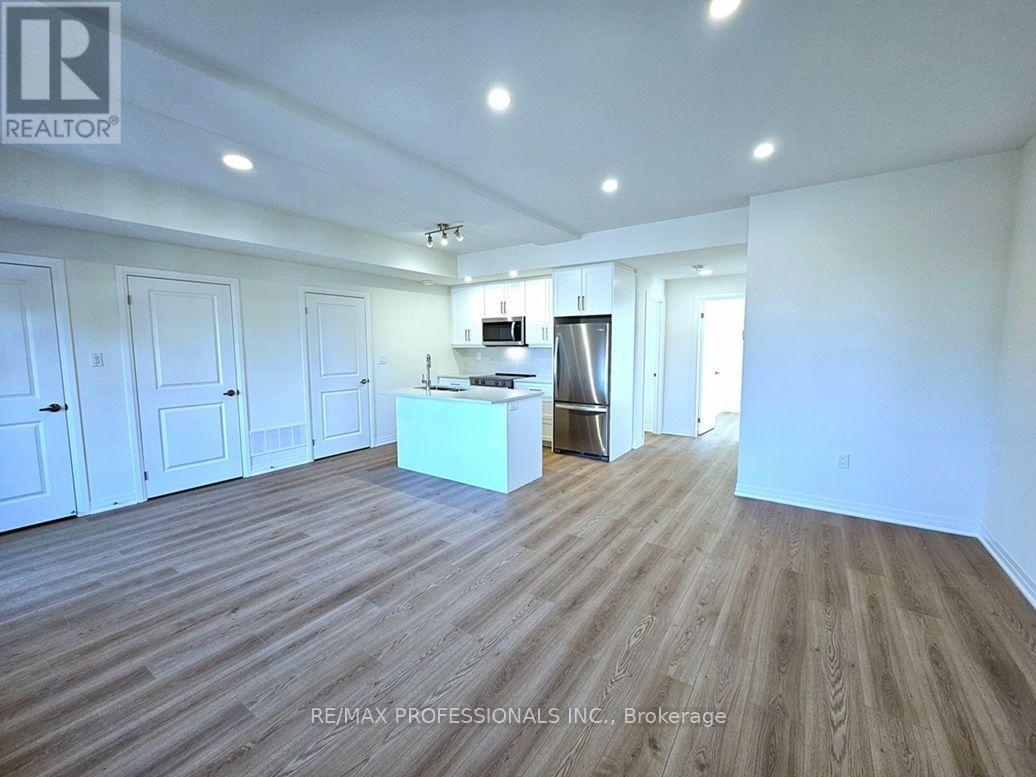 2 - 741 Front Royal Street, Mississauga (Applewood), Ontario  L4Y 0G6 - Photo 5 - W14124112