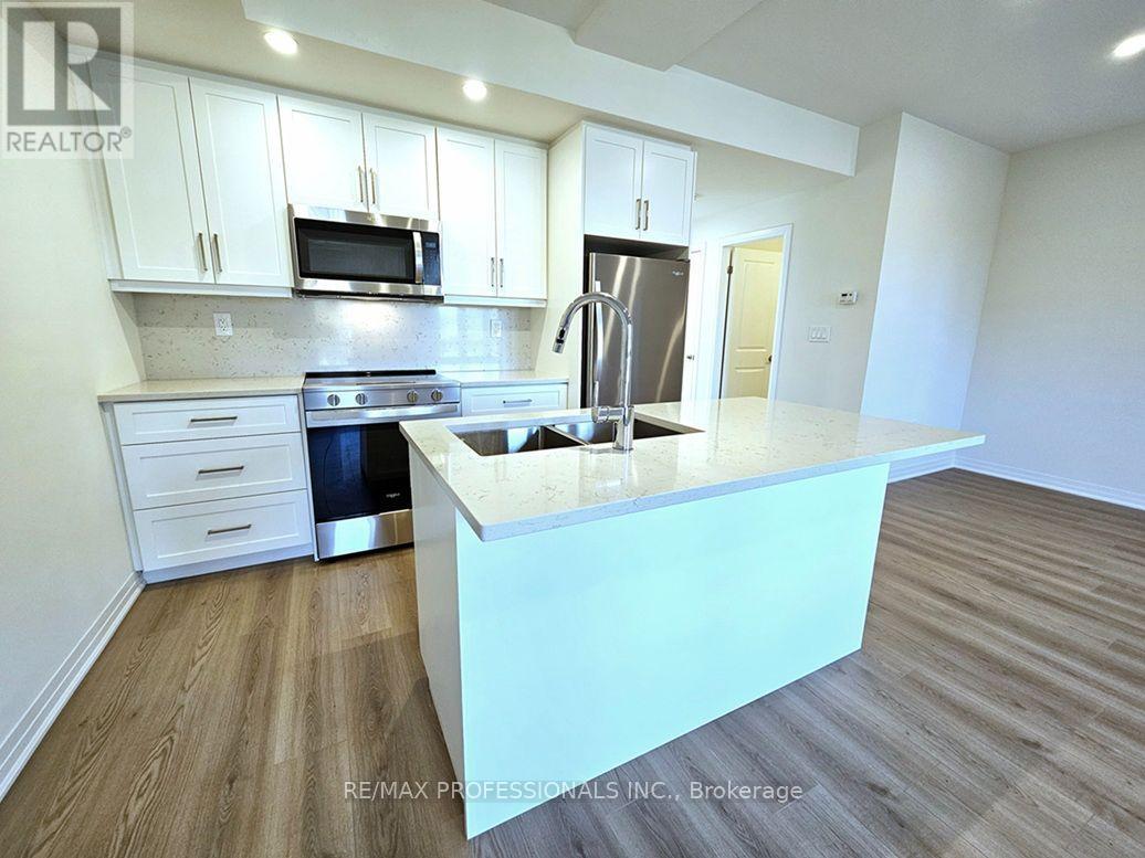 2 - 741 Front Royal Street, Mississauga (Applewood), Ontario  L4Y 0G6 - Photo 7 - W14124112