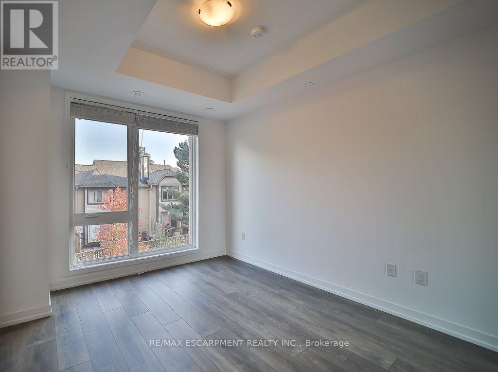 102 - 2530 Eglinton Avenue W, Mississauga, Ontario  L5M 0Z5 - Photo 11 - W14124342