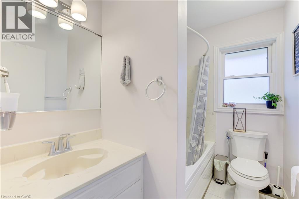 69 Maywood Road Unit# Upper, Kitchener, Ontario  N2C 2A2 - Photo 14 - 40874432