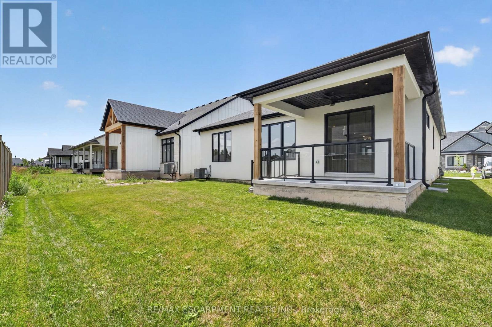 11 Oakley Drive, Niagara-On-The-Lake (Virgil), Ontario  L0S 1J0 - Photo 41 - X14124172