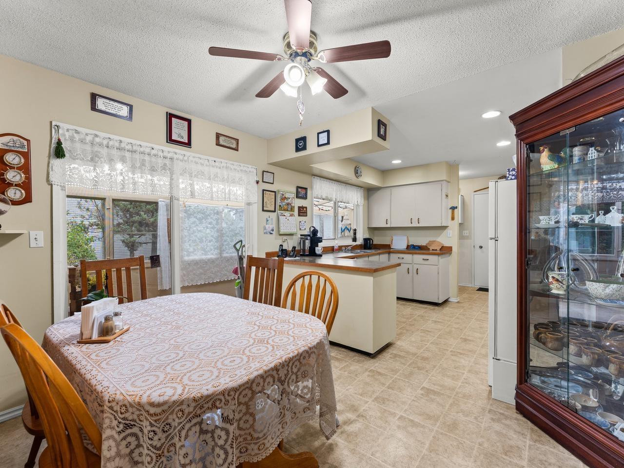 23745 40 Avenue, Langley, British Columbia  V2Z 2J9 - Photo 12 - R3177317