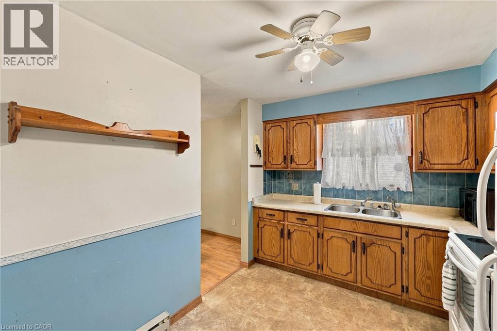 249 Rittenhouse Road, Kitchener, Ontario  N2E 2V3 - Photo 16 - 40874062