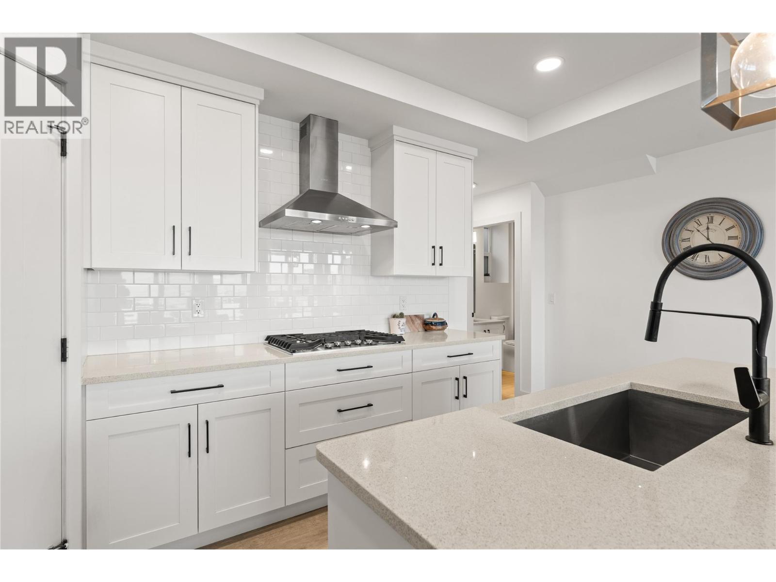 1000 Mt Robson Place Unit# 29, Vernon, British Columbia  V1B 4G2 - Photo 11 - 10402290