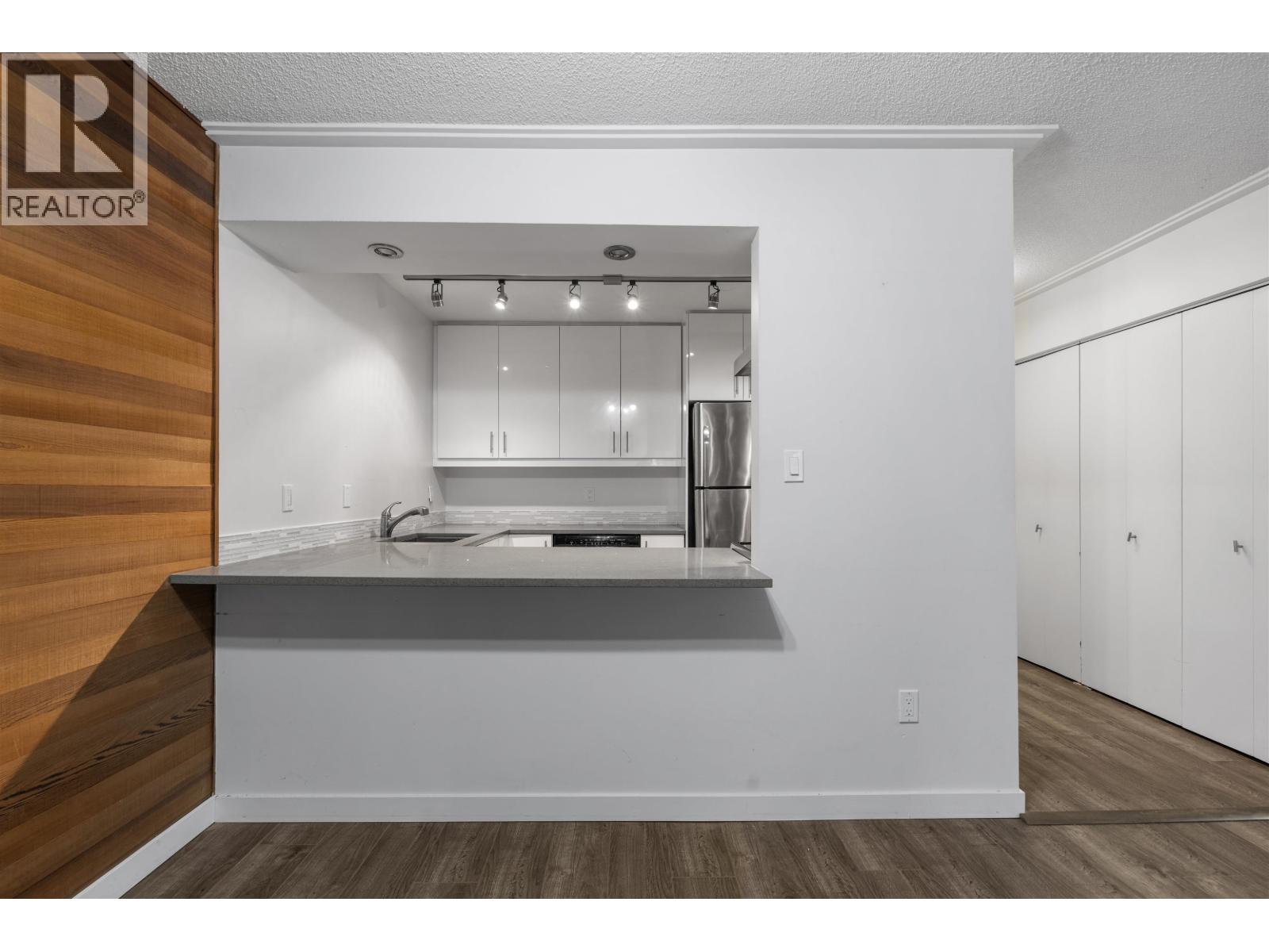 301 720 Eighth Avenue, New Westminster, British Columbia  V3M 2R3 - Photo 9 - R3179186