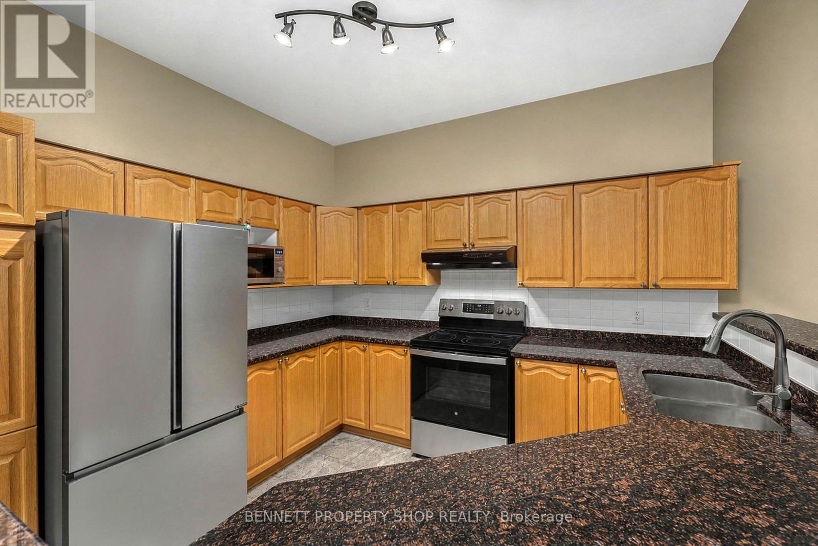 39 Foulis Crescent, Ottawa, Ontario  K2L 4H2 - Photo 5 - X13689280