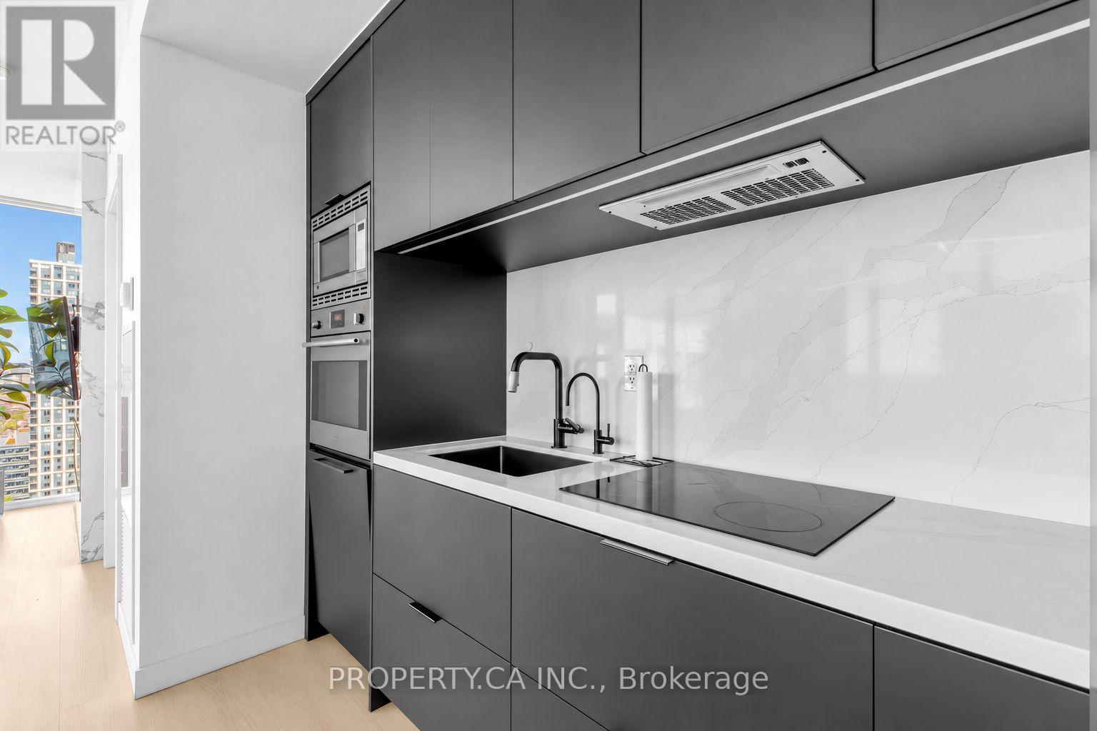 3509 - 88 Blue Jays Way, Toronto, Ontario  M5V 2G3 - Photo 24 - C14124432