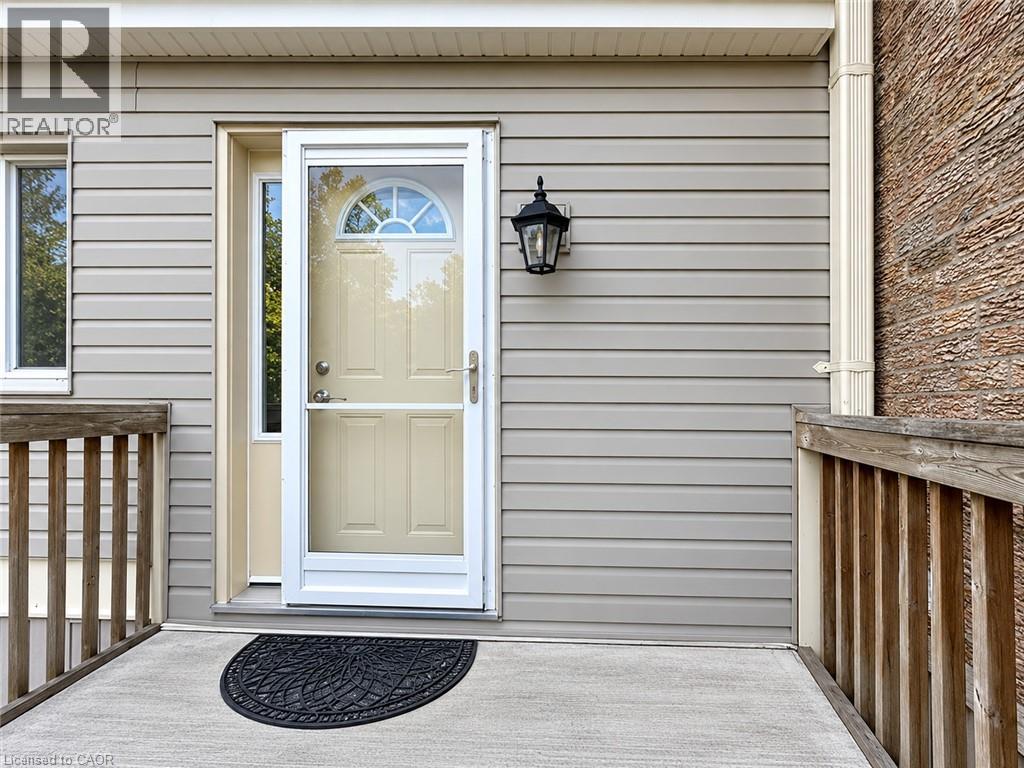 30 Green Valley Drive Unit# 100, Kitchener, Ontario  N2P 1G8 - Photo 2 - 40871580