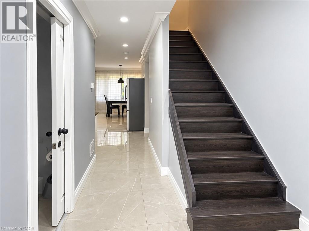 30 Green Valley Drive Unit# 100, Kitchener, Ontario  N2P 1G8 - Photo 3 - 40871580