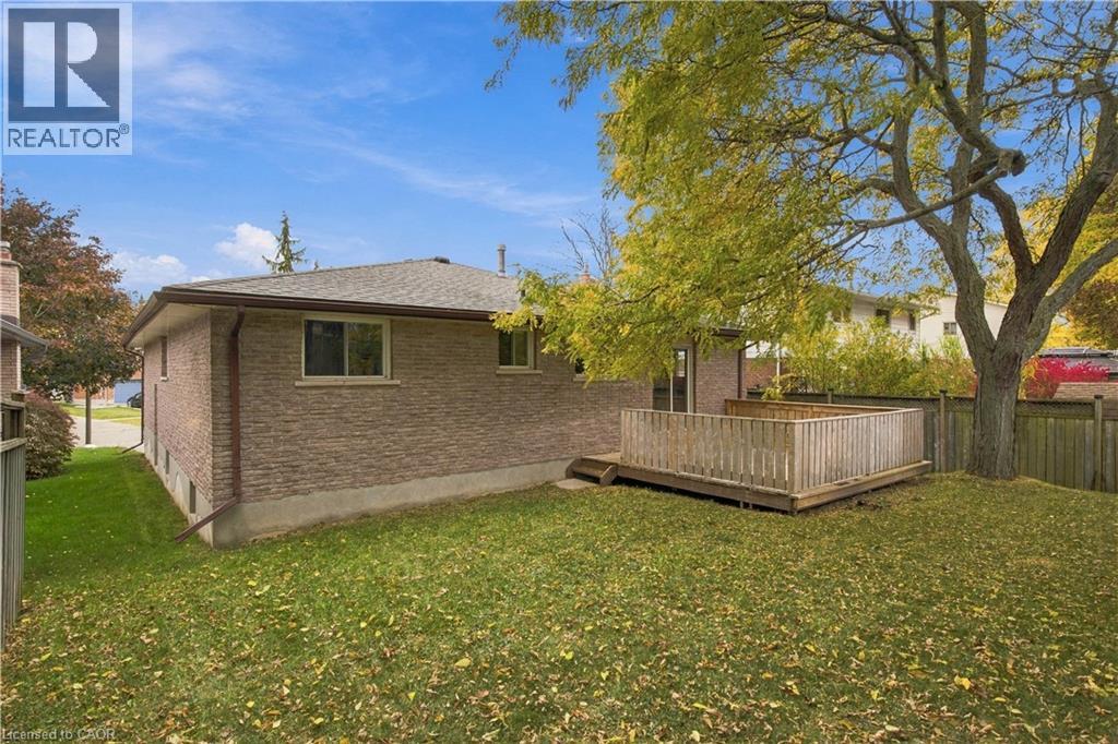 30 Carlyle Place, Kitchener, Ontario  N2P 1R6 - Photo 45 - 40873846