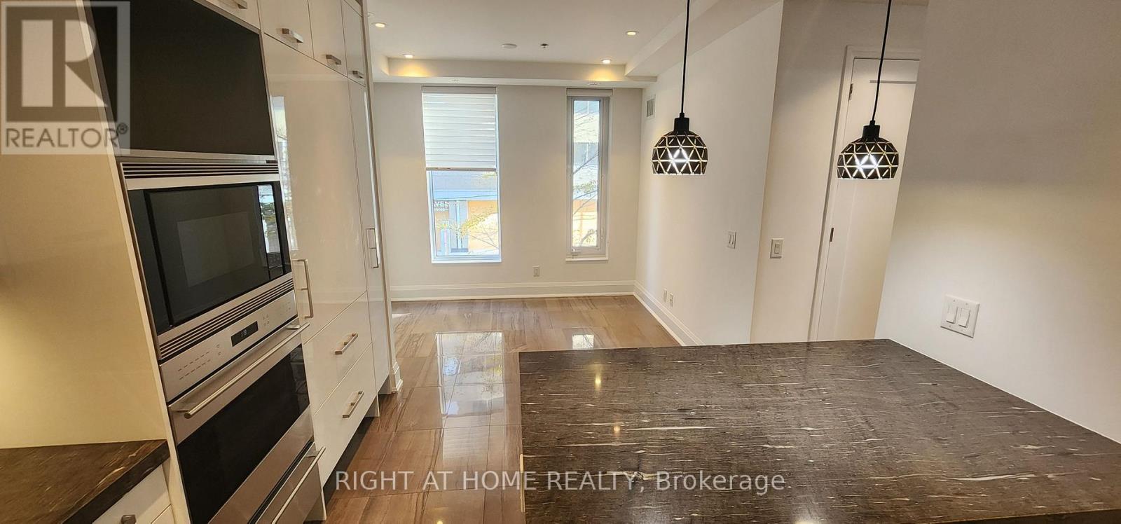 1082 Bay Street, Toronto, Ontario  M5S 0A3 - Photo 6 - C14116804