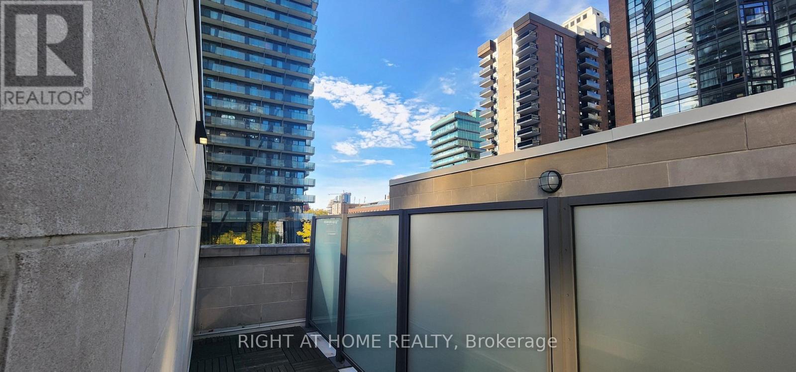1082 Bay Street, Toronto, Ontario  M5S 0A3 - Photo 25 - C14116804