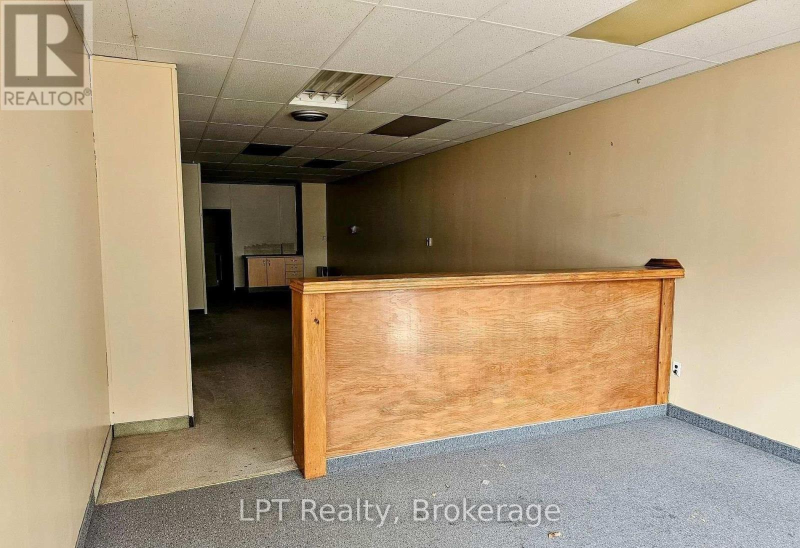101 - 74 Simcoe Street S, Oshawa, Ontario  L1H 4G6 - Photo 2 - E14124708