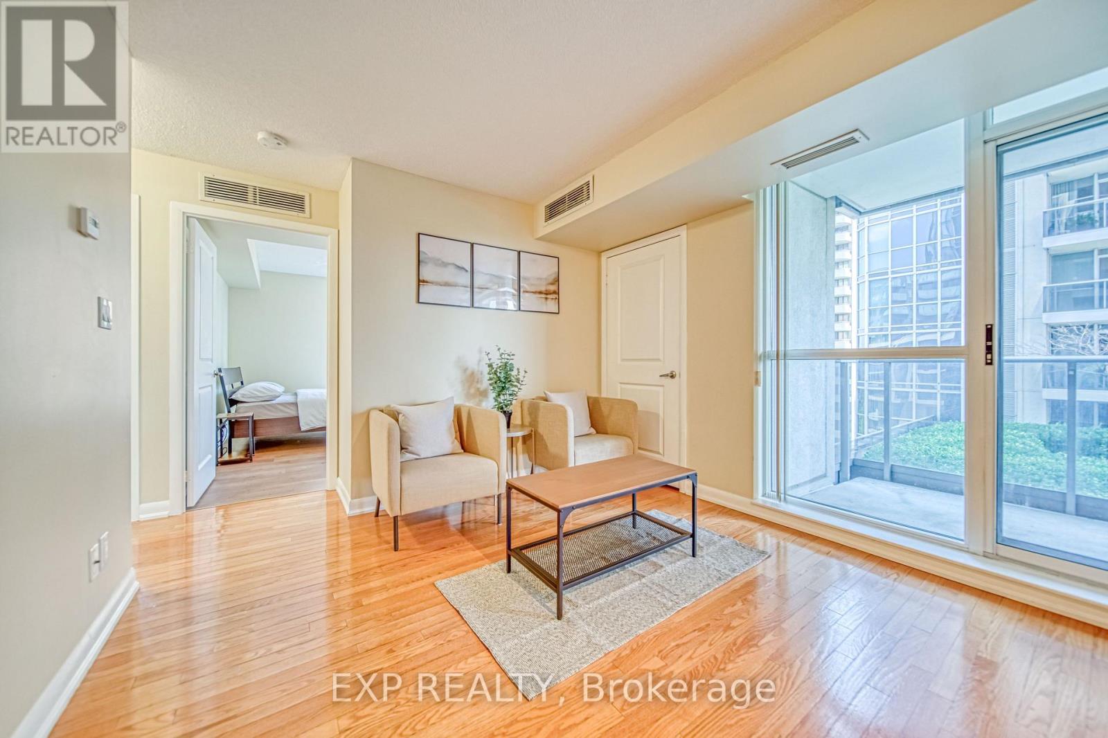 605 - 5793 Yonge Street, Toronto (Newtonbrook East), Ontario  M2M 0A9 - Photo 3 - C14124580