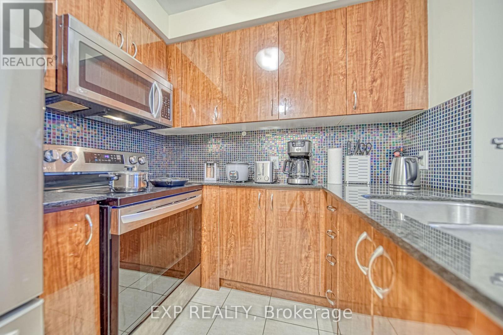 605 - 5793 Yonge Street, Toronto (Newtonbrook East), Ontario  M2M 0A9 - Photo 5 - C14124580