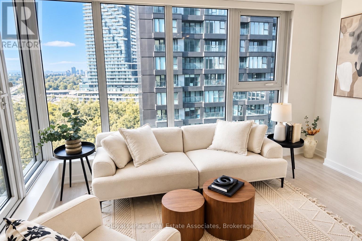1004 - 1 Quarrington Lane, Toronto, Ontario  M3C 0S4 - Photo 6 - C14124716