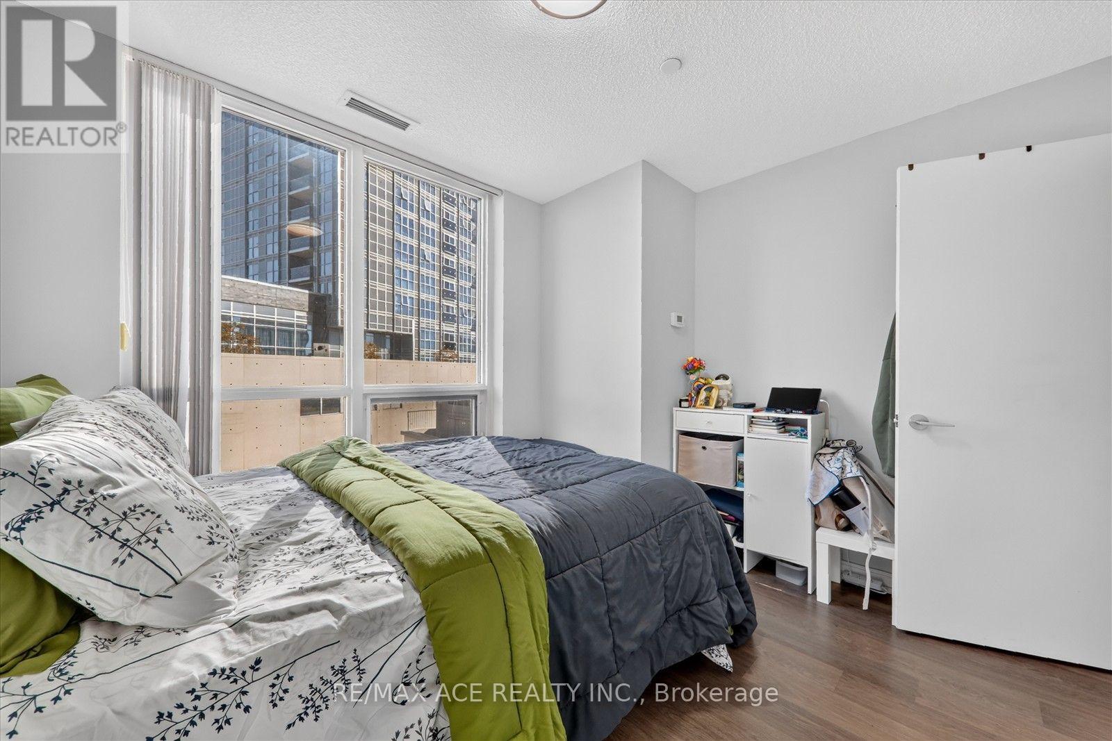 Unknown Address, ,    - Photo 17 - E14124570