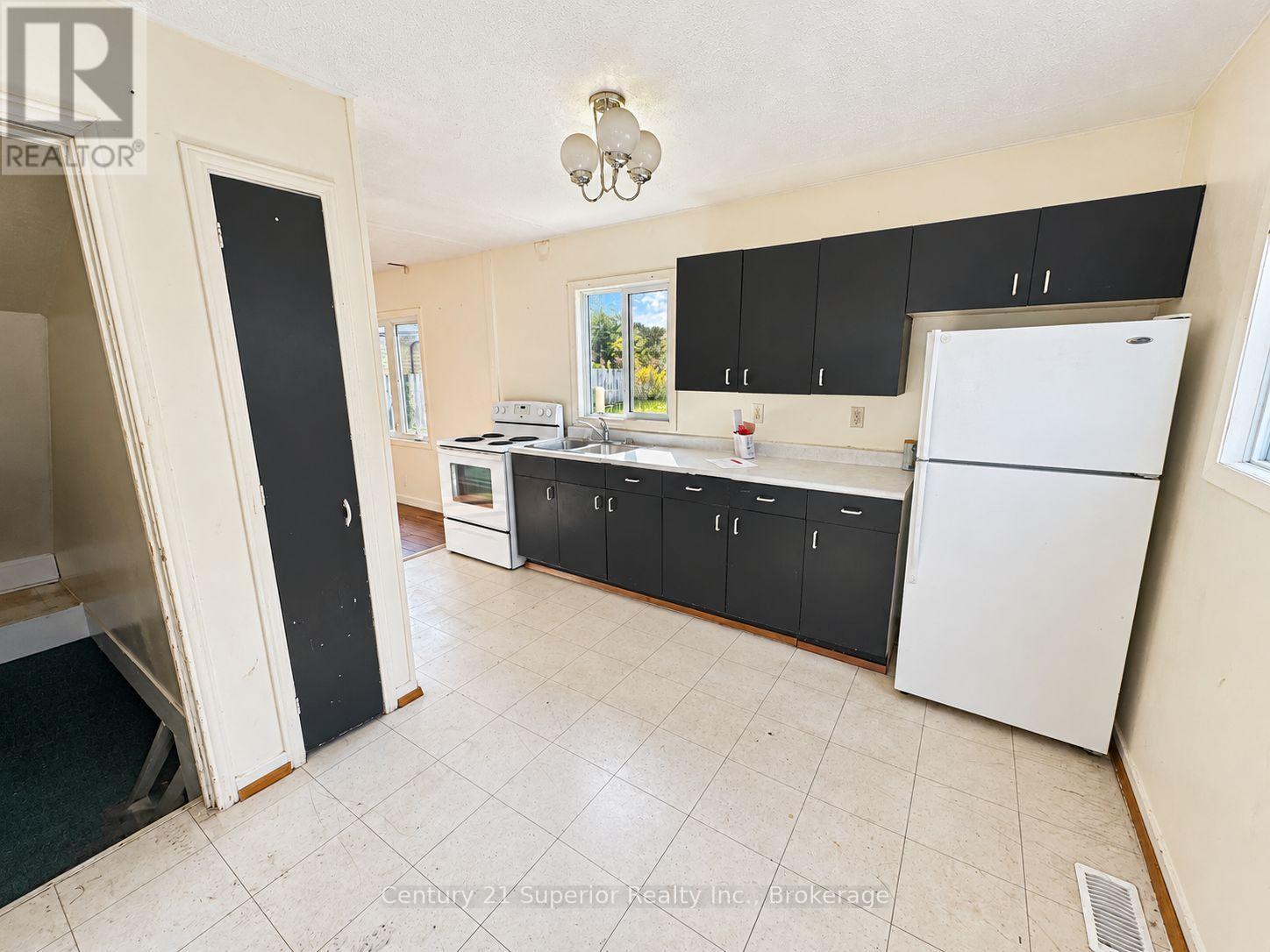 20 Birch Crescent, Terrace Bay, Ontario  P0T 2W0 - Photo 7 - X14124616