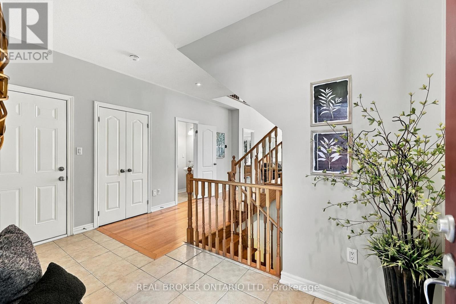 33 Fred Barnard Way, Uxbridge, Ontario  L9P 0B9 - Photo 4 - N14124562