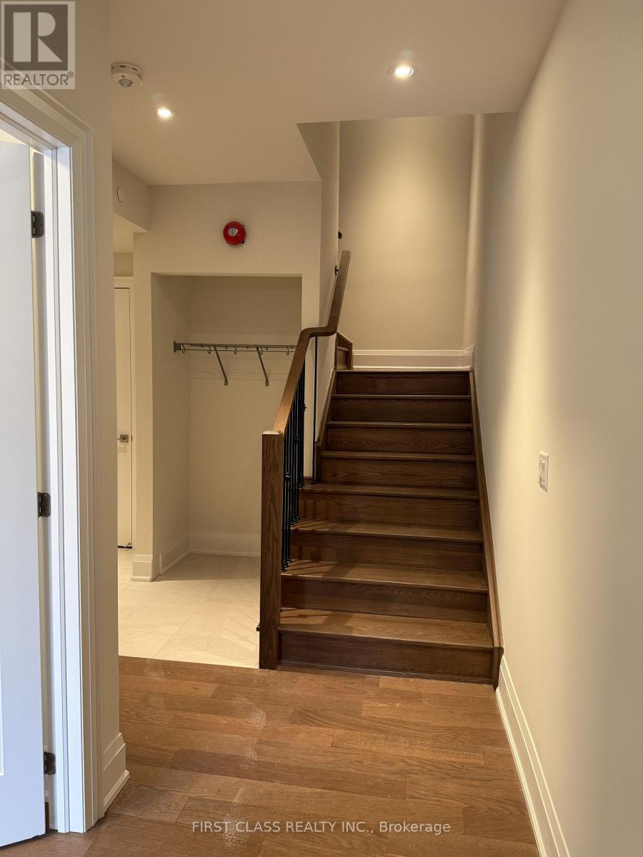 10 William Fisher Lane, Richmond Hill, Ontario  L4S 0R1 - Photo 2 - N14124566