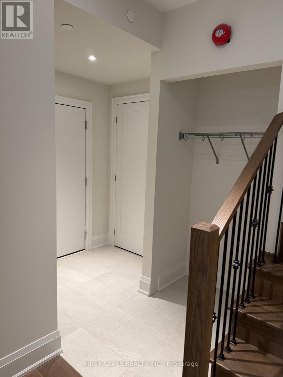 10 William Fisher Lane, Richmond Hill, Ontario  L4S 0R1 - Photo 3 - N14124566
