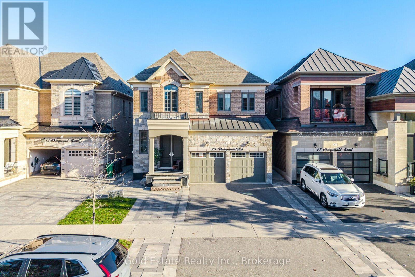 15 DAIRYMAID ROAD, Brampton, Ontario