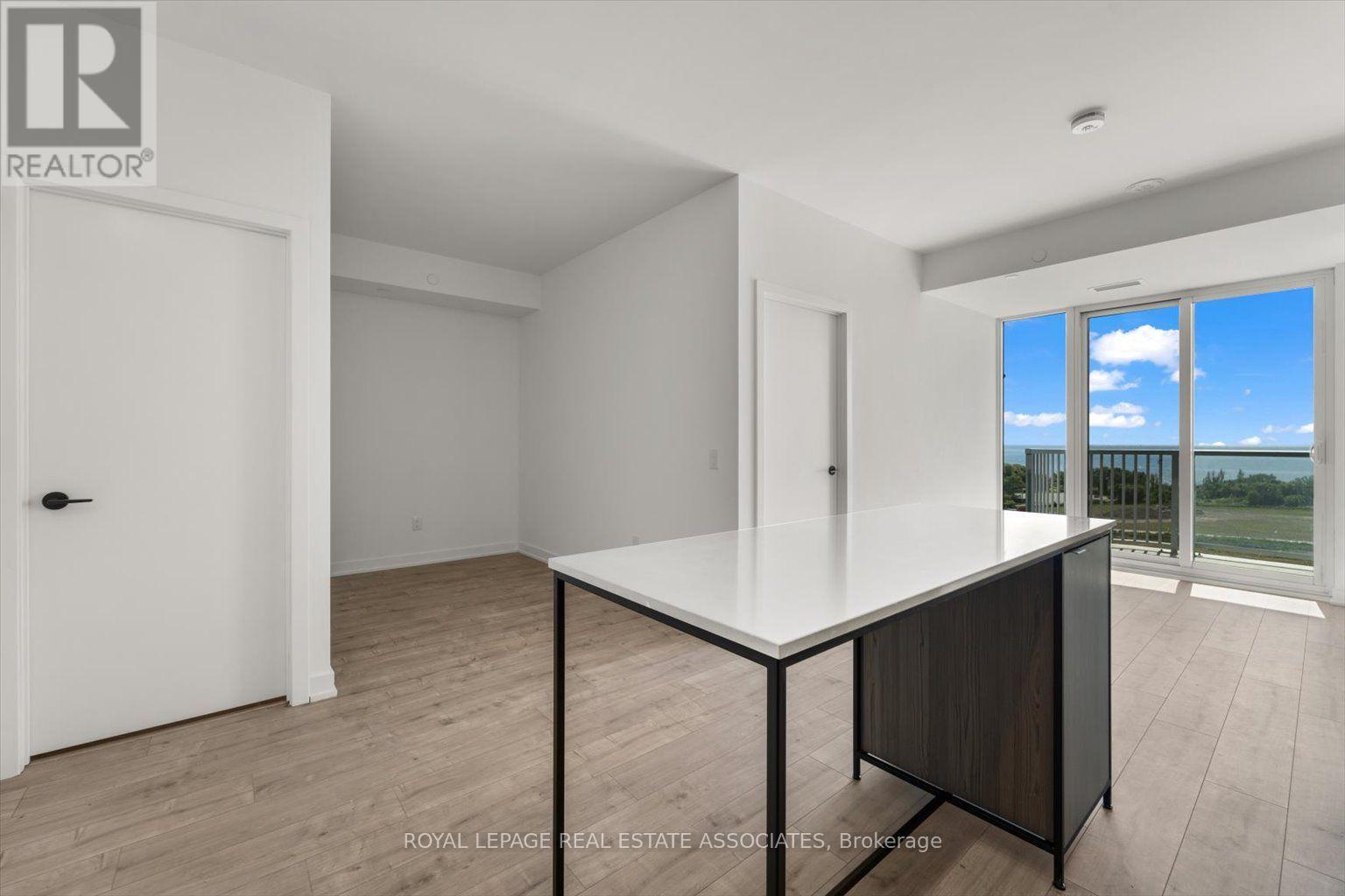 1309 - 220 Missinnihe Way, Mississauga, Ontario  L5H 0A9 - Photo 12 - W14124530
